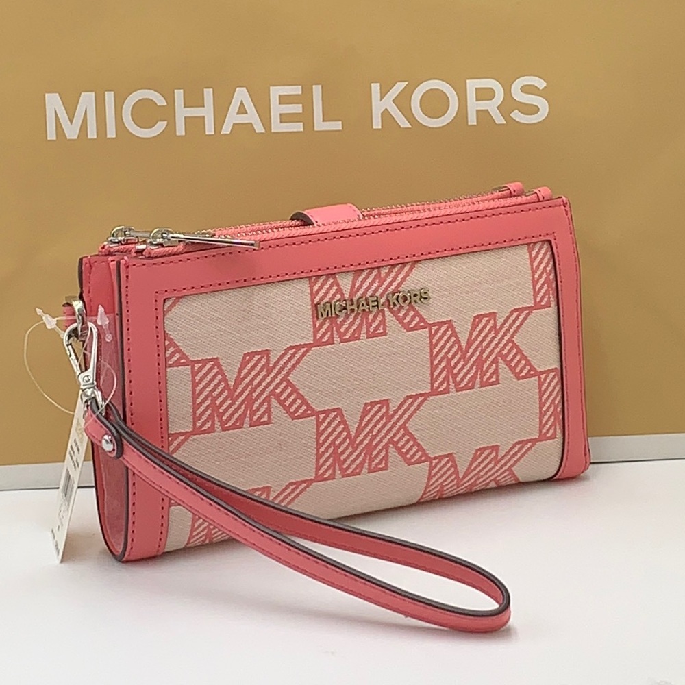 MICHAEL KORS JET SET TRAVEL LARGE DOUBLE ZIP WRISTLET WALLET TEA ROSE COLOR